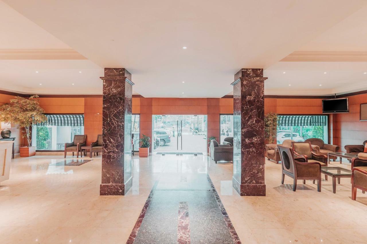 Capital O 534 Sriwijaya Hotel Jakarta Exteriör bild